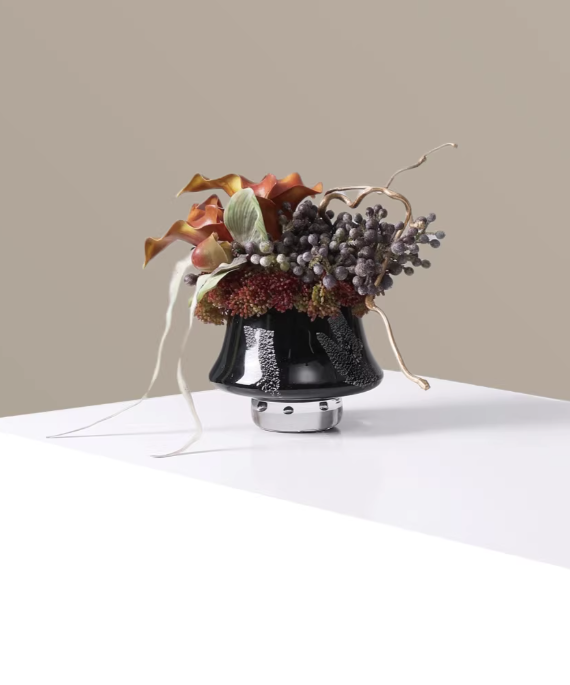 Modern Chic Petite Floral Decor