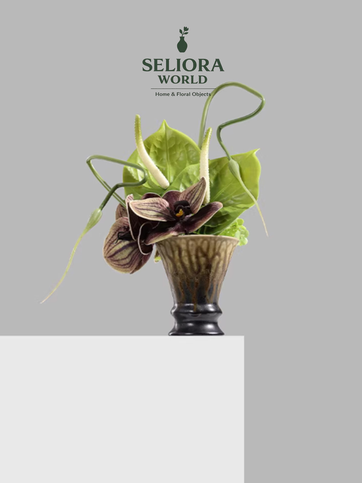 Green Dance Ceramic Floral Decor