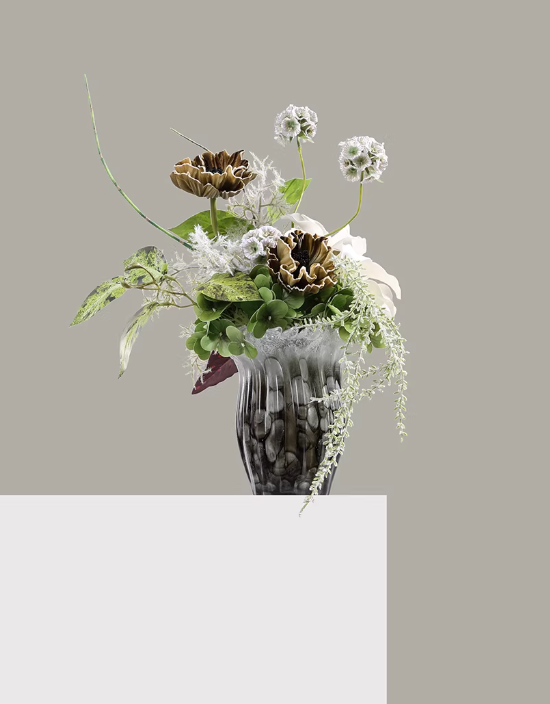 Featherlight Glass Bloom Decor